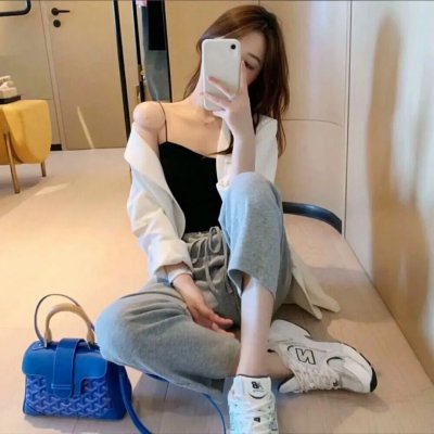 隔壁的房间
